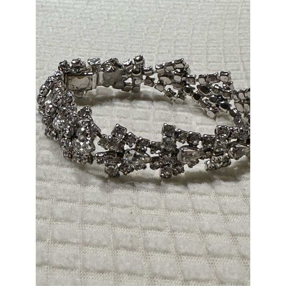 Gorgeous vintage bracelet